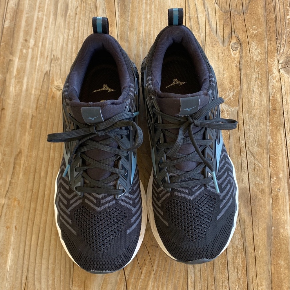 Mizuno Wave Creation Waveknit Sneakers